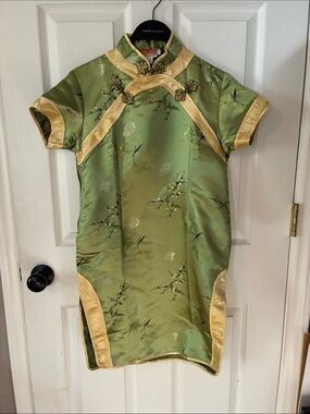 Traditional Green Satin Girls' Qipao Dress with Gold Trim Sz 14